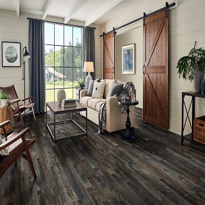 Barnwood Living by Mark Bowe